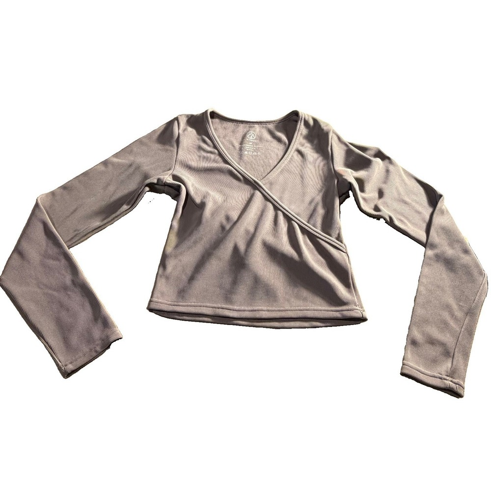 Move Theology Crossover Long-Sleeve Ribbed Crop Top in a taupe brown Medium